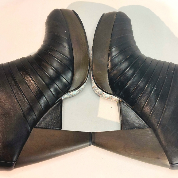 Irregular Choice Zubes black & wooden heels, EU41, circa 2010, never worn - Picture 14 of 14